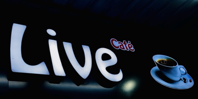 Live Cafe