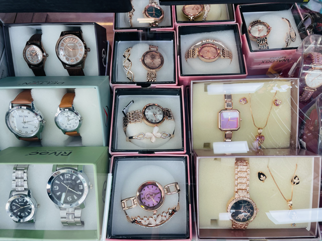 Anna’s Boutique