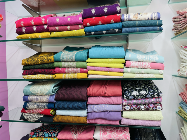 Anna’s Boutique